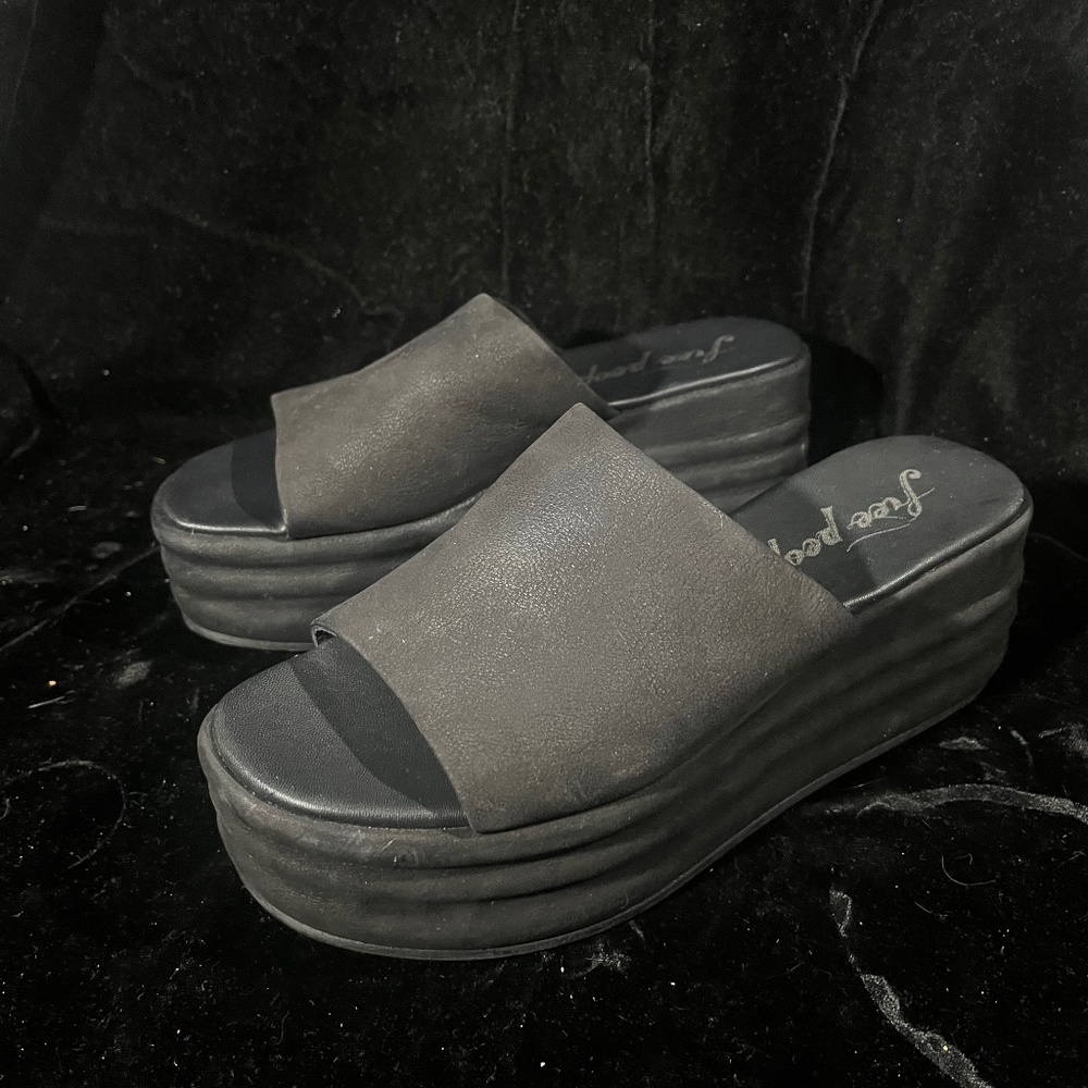 Free People Harbor Platform Sandals Size 37